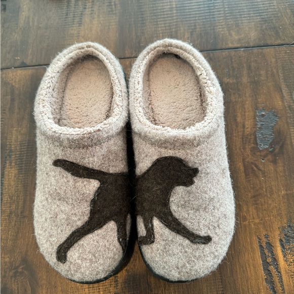 NWOB LLBean Women’s Daybreak Scuffs with dog felt design size 7 - Picture 7 of 9